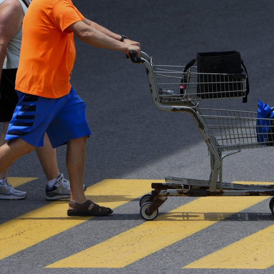 Canada鈥檚 economy shrank 0.3% in August, weak growth expected in Q3: StatCan